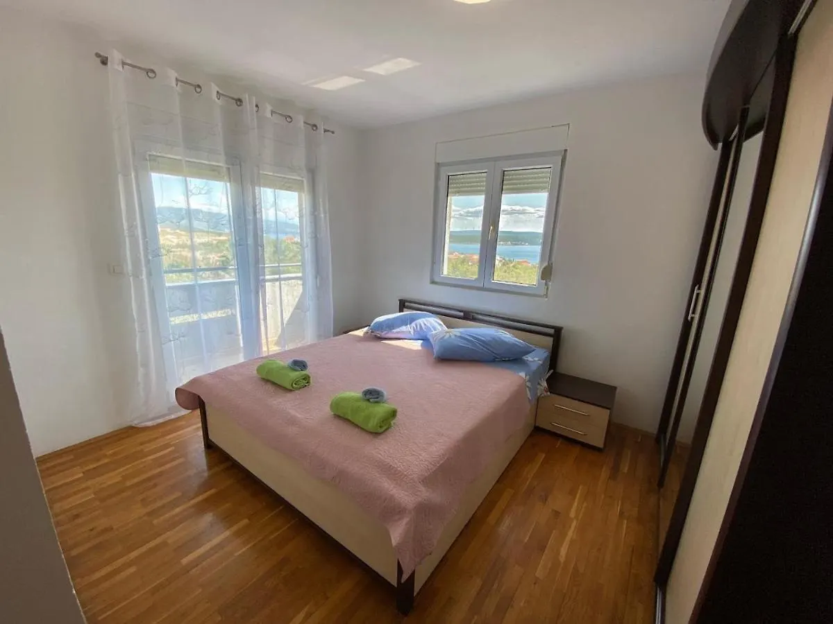 Apartment Maslenica 12636A Jasenice