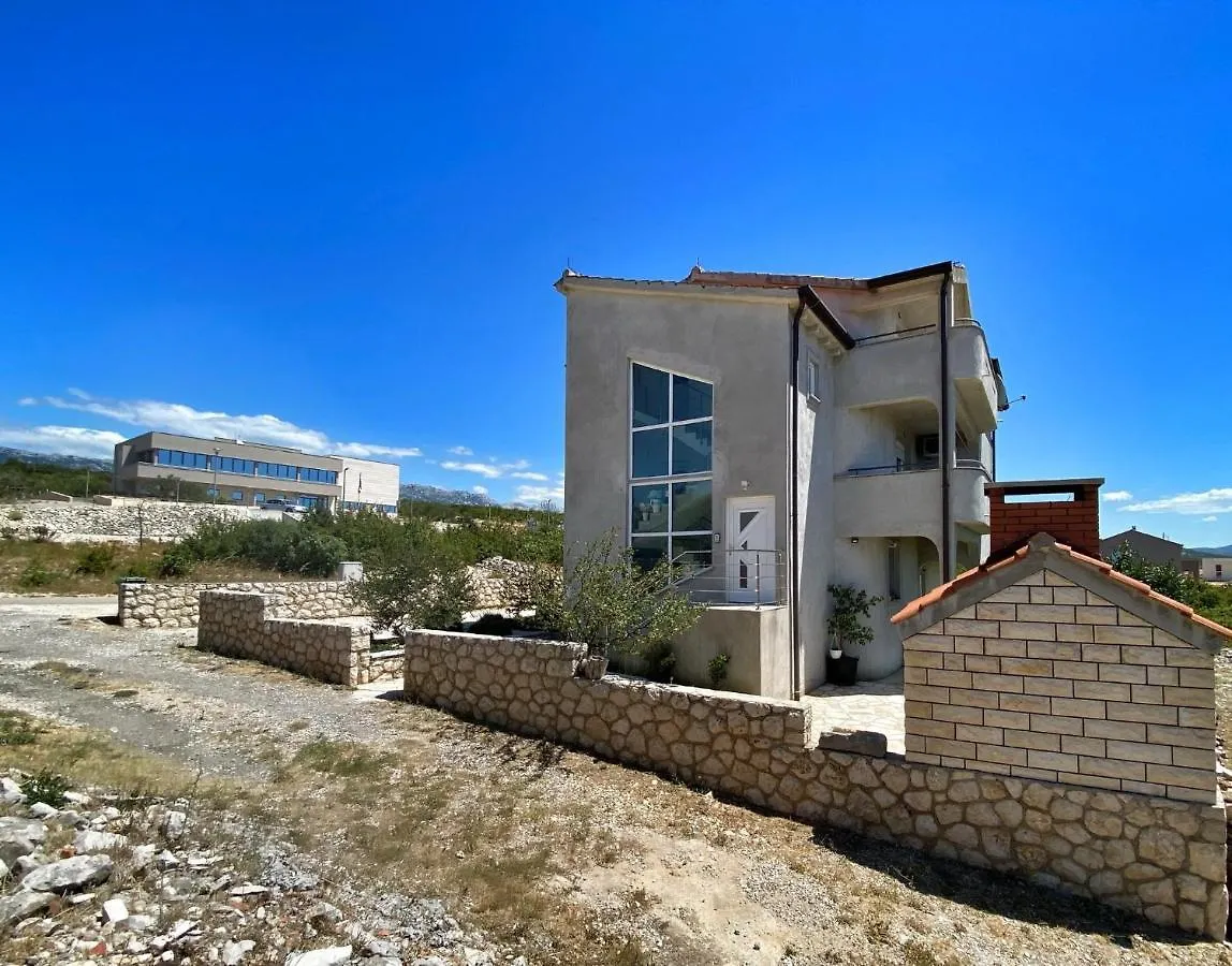 Apartment Maslenica 12636A Jasenice